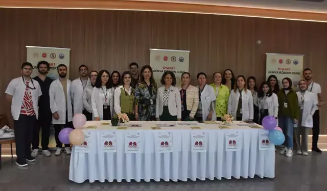 İzmir Şehir Hastanesi’nde Böbrek Sağlığına Dikkat Çekildi