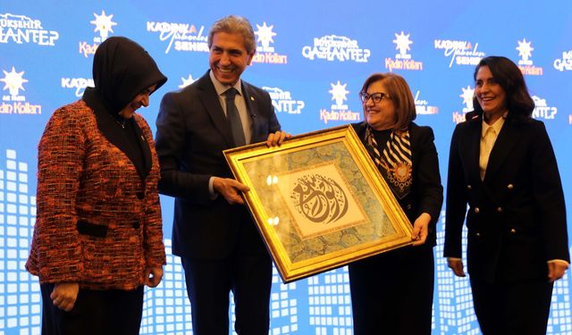 AK Parti'li Ercan: Önümüzde 'Türkiye Yüzyılı' Gibi Dev Bir Vizyon Var