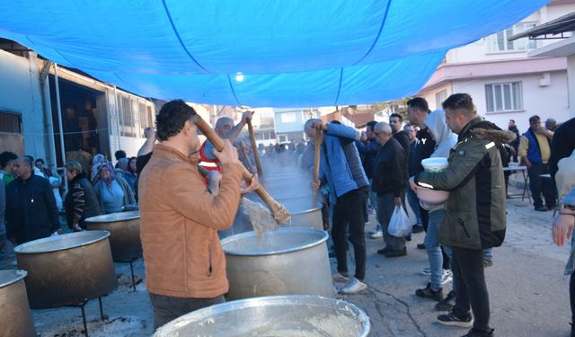 Aydın’da Gelenek Bozulmadı: 20 Bin Kişiye Keşkek İkram Edildi