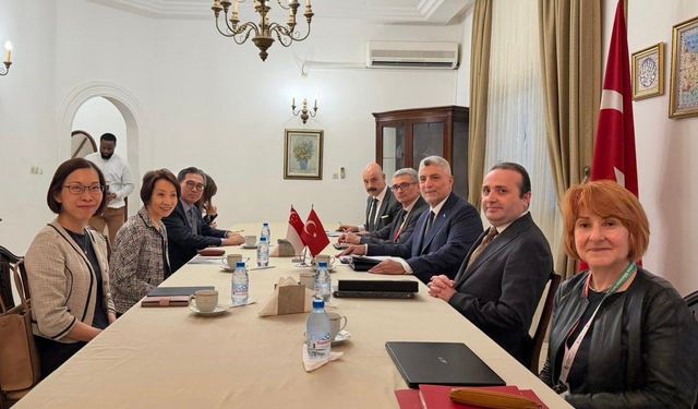 Bakan Bolat, Singapur Sürdürülebilirlik ve Çevre Bakanı Grace Fu İle Bir Araya Geldi