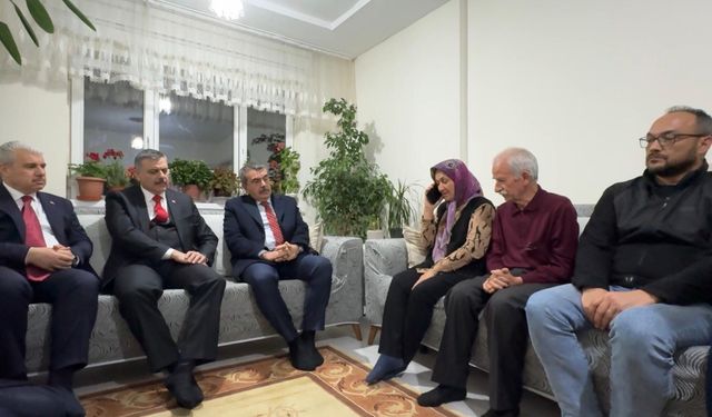 Bakan Tekin ve Bakan Çiftçi’den Acılı Aileye Taziye Ziyareti