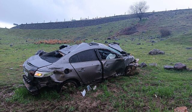Batman'da Kontrolden Çıkan Araç Uçuruma Yuvarlandı: 1 Yaralı