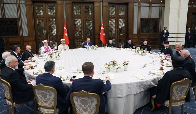 Cumhurbaşkanı Erdoğan Dini Azınlık Temsilcileriyle İftarda Buluştu
