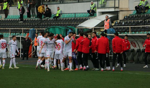 Denizli İdmanyurdu 0-5 Karşıyaka