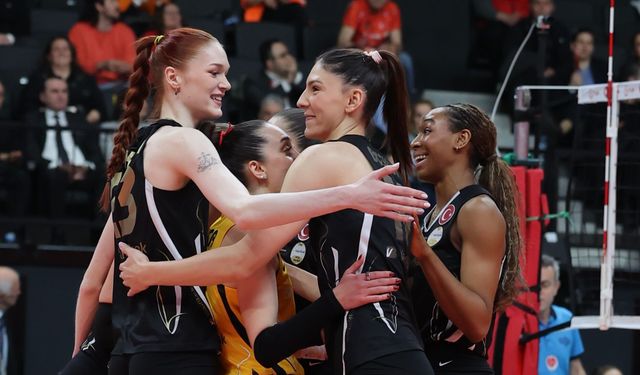 Eczacıbaşı Dynavit 0-3 VakıfBank