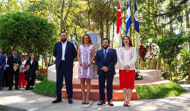 El Salvador’da ‘Türkiye Parkı’ Törenle Açıldı