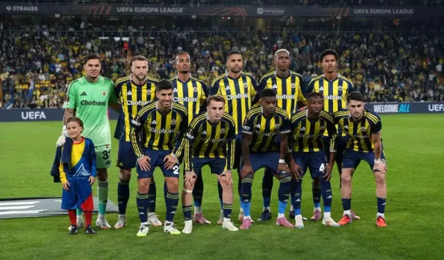 Fenerbahçe'den Birlik Mesajı: "Teknik Ekip, Oyuncular ve Yönetim Bir Bütündür"