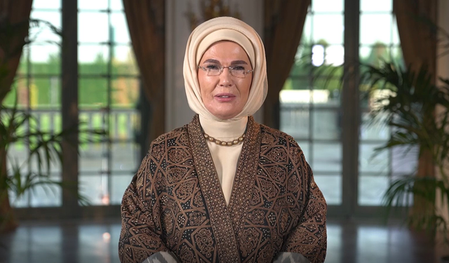 Emine Erdoğan Bayram İçin Kutlama Mesajı Yayınladı
