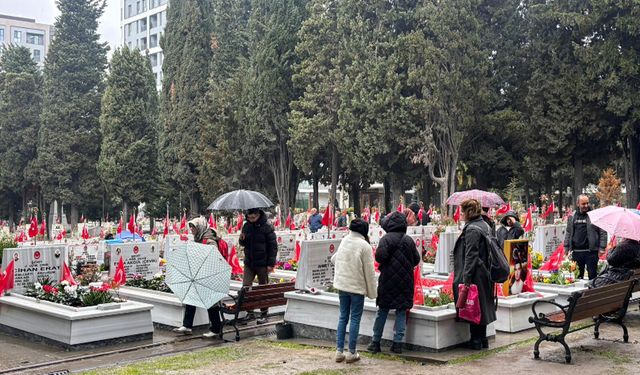 Şehit Aileleri Bayramı Edirnekapı’da Karşıladı