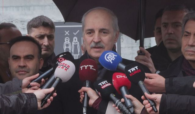 TBMM Başkanı Kurtulmuş, Bayram Namazını Ayasofya Camii'nde Kıldı