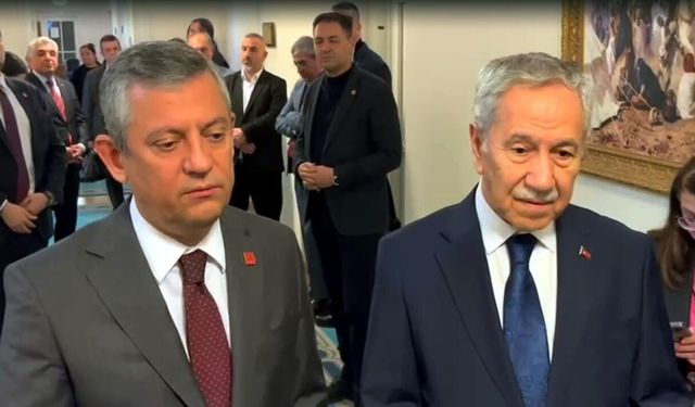 Özgür Özel, Bülent Arınç’ı Ziyaret Etti