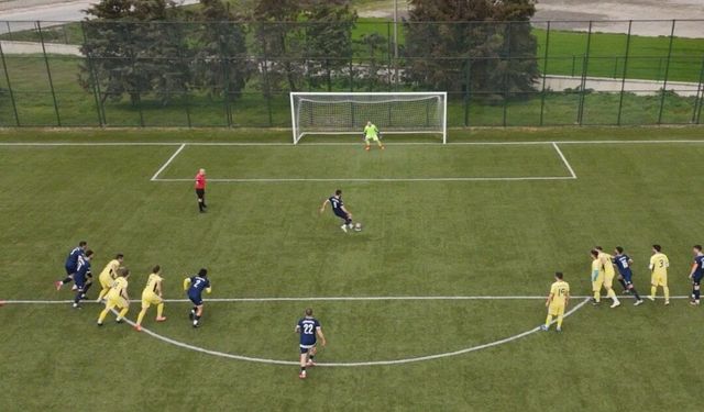 Yarım Kalan Maçın Tek Penaltısı İçin Şehir Değiştirdiler