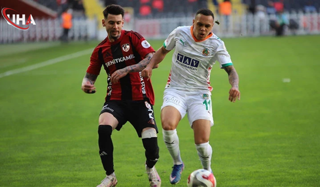 Gaziantep FK Ve Alanyaspor Arasındaki Mücadele 1-1 Eşitlikle Sona Erdi