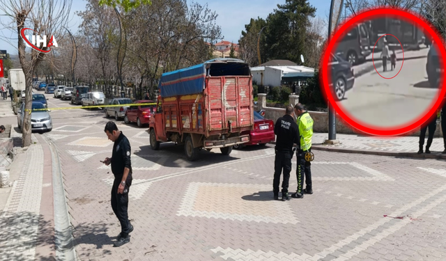 Kamyonetin Çarptığı Minik Yakup Can Dedesinin Elinden Kaçmış