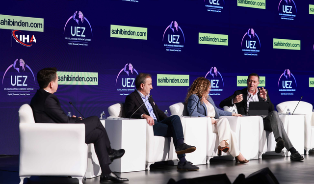 Yapay Zeka Çağı: Teknolojide Kurallar Yeniden Yazılıyor