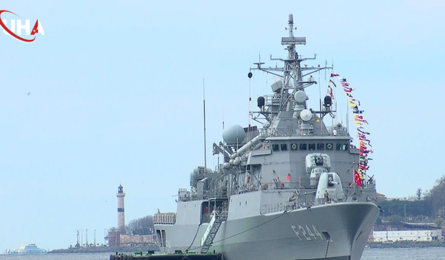 İstanbul Boğazı’nda Milli Gurur: TCG Barbaros 23 Nisan’da Kapılarını Çocuklara Açtı