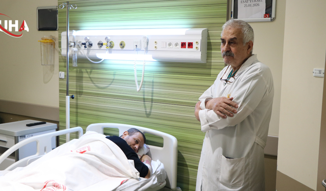 40 Yıllık Bir Ömür, Binlerce Şifa: Yanık Hastalarının "Fikret Hocası" Emekliliğe Hazırlanıyor
