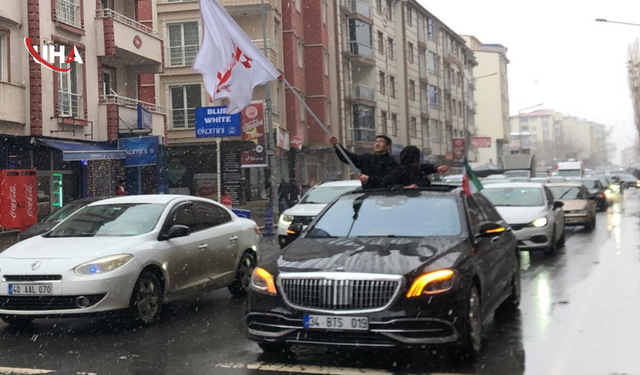 Kars Sokaklarında İran'a Destek Konvoyu