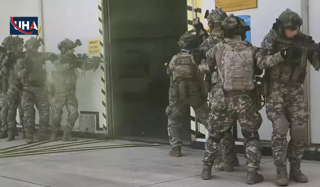 Konya Semalarında Nefes Kesen Görüntüler: MSB Tatbikatı