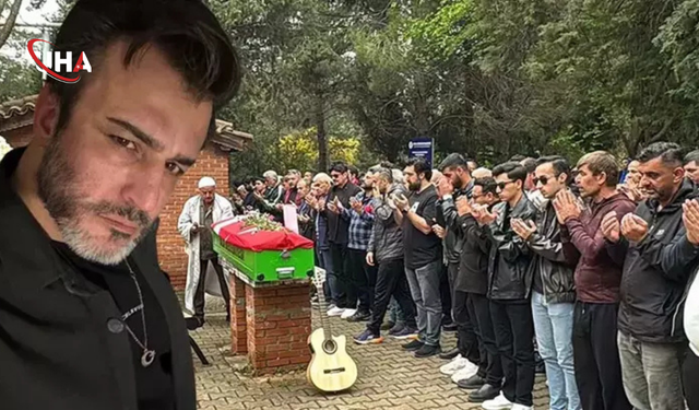 Şarkıcı Rıza Tamer Şişman Son Yolculuğuna Gitarıyla Uğurlandı