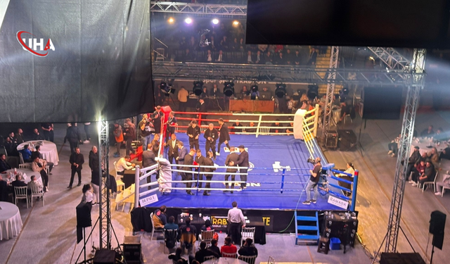 Trabzon'da Ring Savaş Alanına Döndü: Sandalyeler Havada Uçuştu