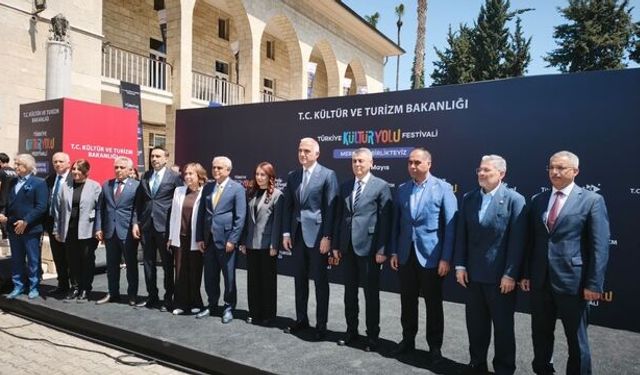 Bakan Ersoy, Mersin Kültür Yolu Festivali'nin Açılış Törenine Katıldı