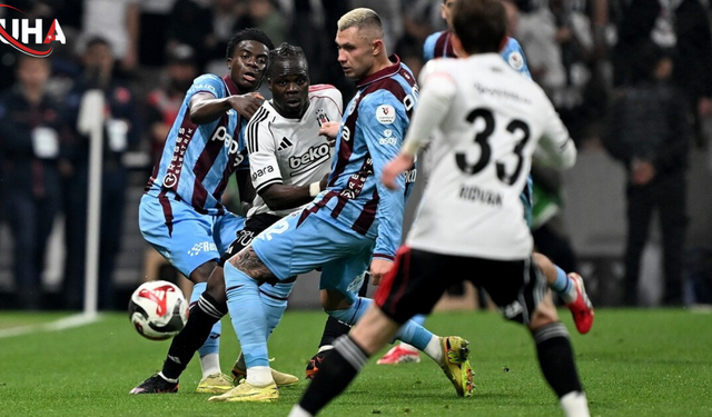 Beşiktaş'ta Sessiz Protesto, Sahada Hüsran: Trabzonspor 2-1 Kazandı
