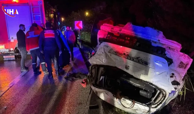 Kütahya’da Kontrolden Çıkan Otomobil Takla Attı: 4 Yaralı