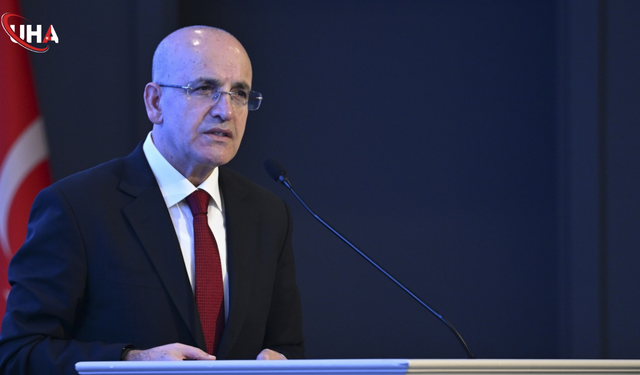 Bakan Şimşek: Küresel Konjonktürden En Az Şekilde Etkilenmek İçin Kapsamlı Tedbirler Alıyoruz