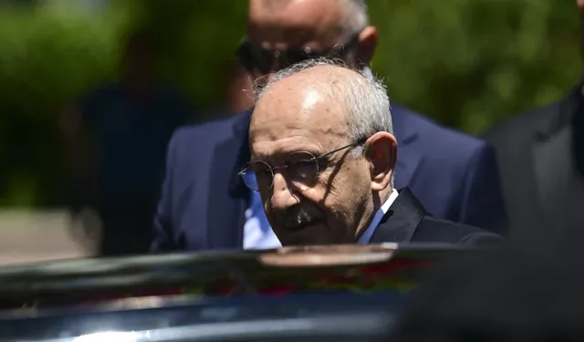 Kılıçdaroğlu, Halk Buluşmasına Koçla Gelen Vatandaşın Kurbanının Bağışlanmasını İstedi