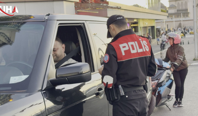İstanbul Emniyeti Gece Yarısı Düğmeye Bastı