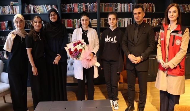 Şehidin Eşine ‘Anneler Günü’ Ziyareti
