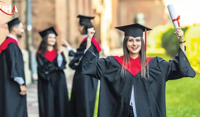 Tıp Ve Hukuk Fakültelerine "Sahte" Sızma: 419 Kişinin Diploması İptal Edildi