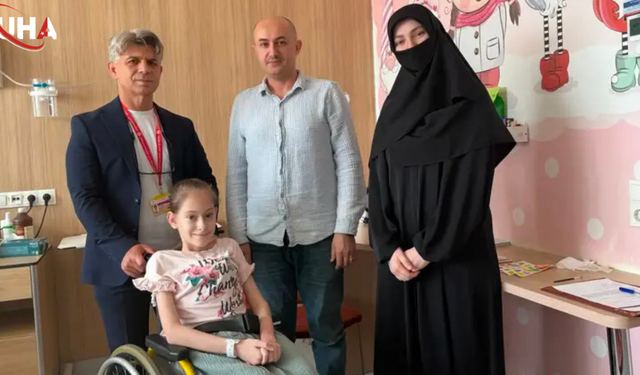 Ankara'da Başarılı Operasyon: İki Büklüm Yaşayan Süheyda Artık Dik Durabiliyor