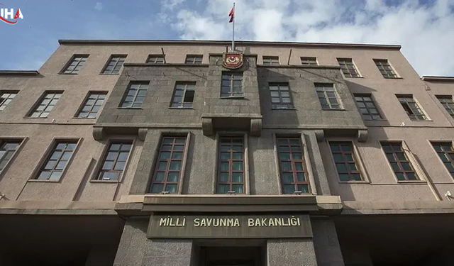 MSB'den İsrail'in Ebu Ez-Zuhur Saldırısına Yanıt: Ankara'dan Şam'a 'Tek Ordu' Desteği, 'Saldırı Sırasında Üste Değildik'