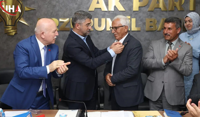 Erzurum'da Siyasi Transfer: CHP'li Meclis Üyesi AK Parti'ye Geçti