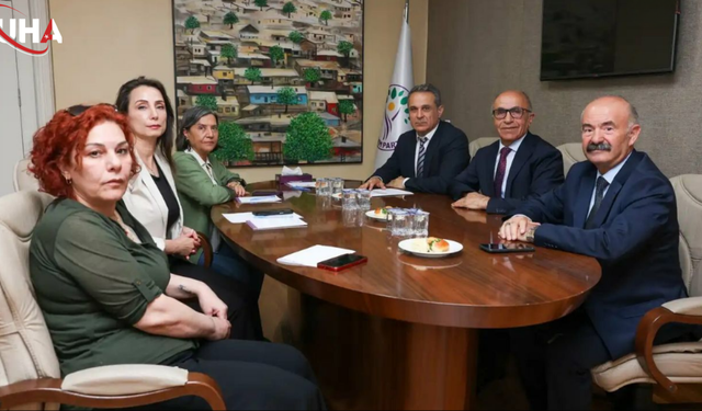 DEM Parti İle Alevi Vakıfları Federasyonu Buluştu