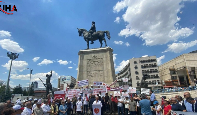 Emekli Astsubaylar Özlük Haklarını İstiyor