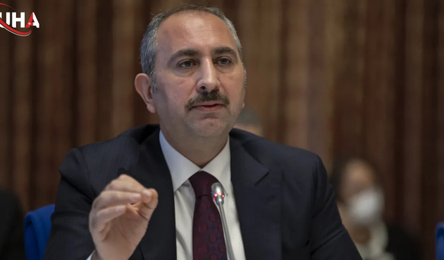 Abdulhamit Gül'den Mecliste Çıplak Arama İddiasına Net Yanıt