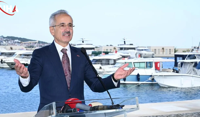 Bakan Uraloğlu Duyurdu: Türkiye Limanları Kruvaziyer Yolcu Akınına Uğradı