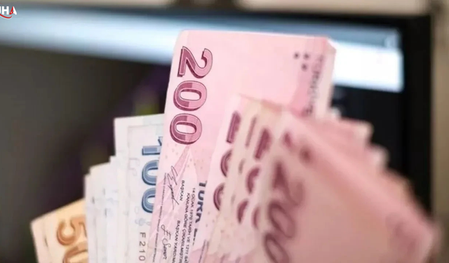 Emekli Maaşları Hesaplara Yatmaya Başladı