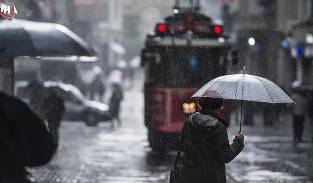 AKOM Uyardı: İstanbul'a Sağanak Yağış Geliyor