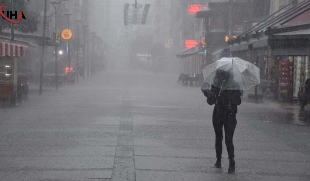 İstanbul Ve Trakya'da "Sarı" Alarm: Kuvvetli Sağanak Yolda