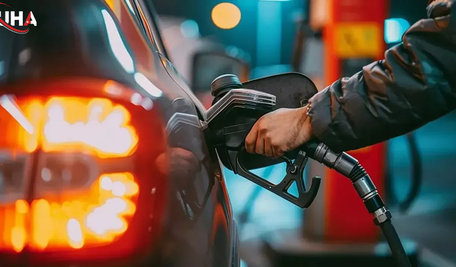 Sürücülere Kötü Haber: Benzine Perşembe Günü Zam Geliyor