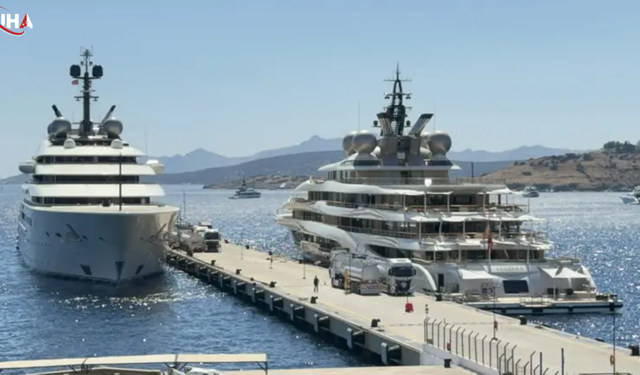Bodrum Limanında 1 Milyar Dolarlık Zirve: Hadar Ve Blue Yan Yana Demirledi