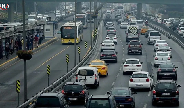 İstanbul’da 15 Temmuz Trafik Planı: Yarın Kapanacak Yollar Belli Oldu