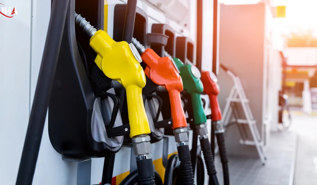 Akaryakıtta Zamlı Gün: Benzine 1 Lira 55 Kuruş Artış