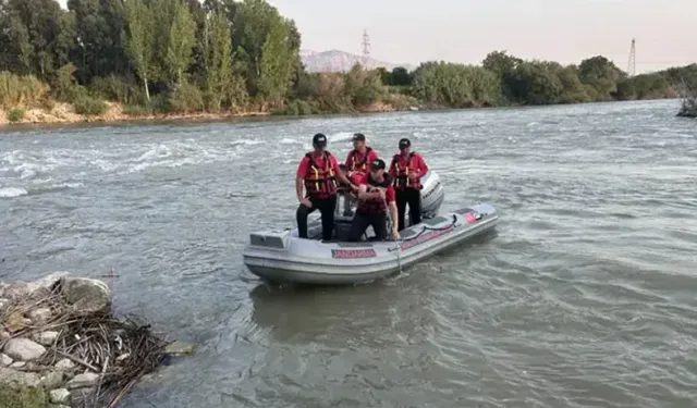 Adana'dan Acı Haber... Nehirde Kaybolan 2 Çocuktan Birinin Cesedine Ulaşıldı