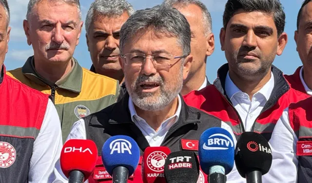 Bakan Yumaklı’dan Anız Yangınları İçin Kritik Uyarı: 'Orman Alanlarına Sirayet Ediyor'