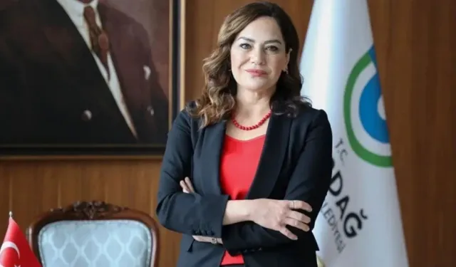 CHP’de Dikkat Çeken İstifa! Candan Yüceer’den “Zorunlu Ayrılık” Açıklaması
